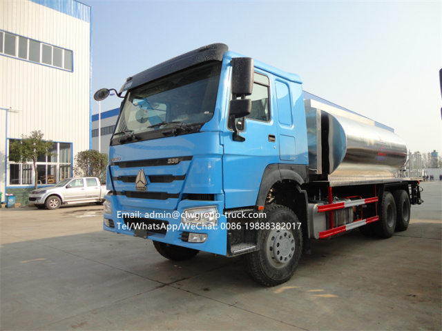 Sinotruk 6x4 10 wheeler asphalt paving truck