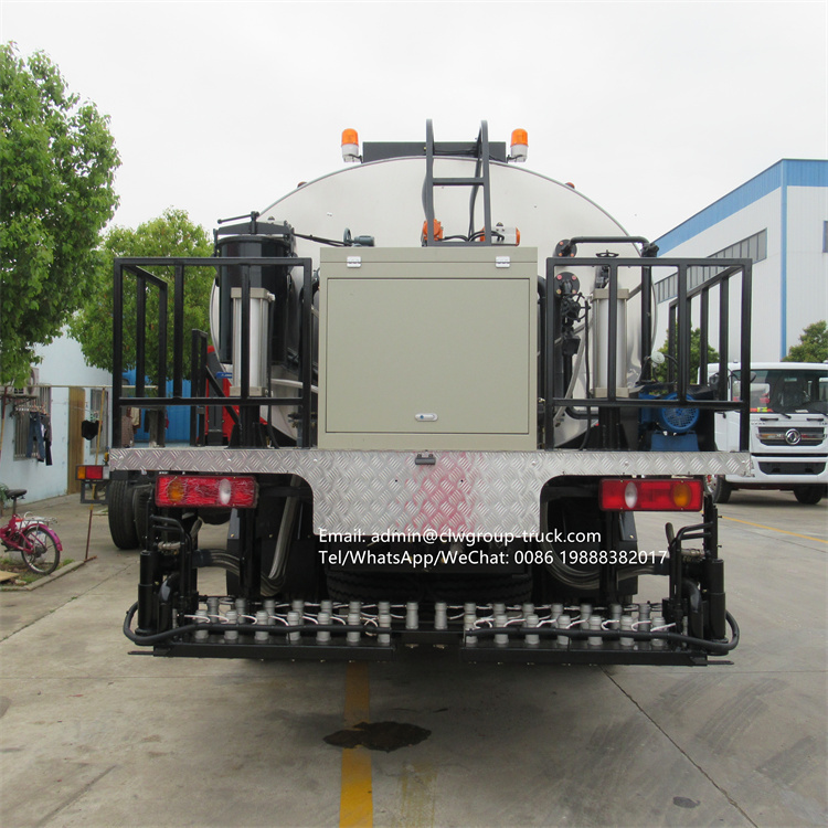 Dongfeng 4x2 truck mounted bitumen sprayer