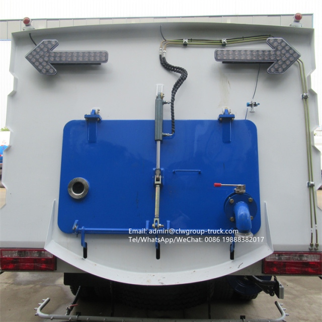 dongfeng truck mounted street sweeper for sale