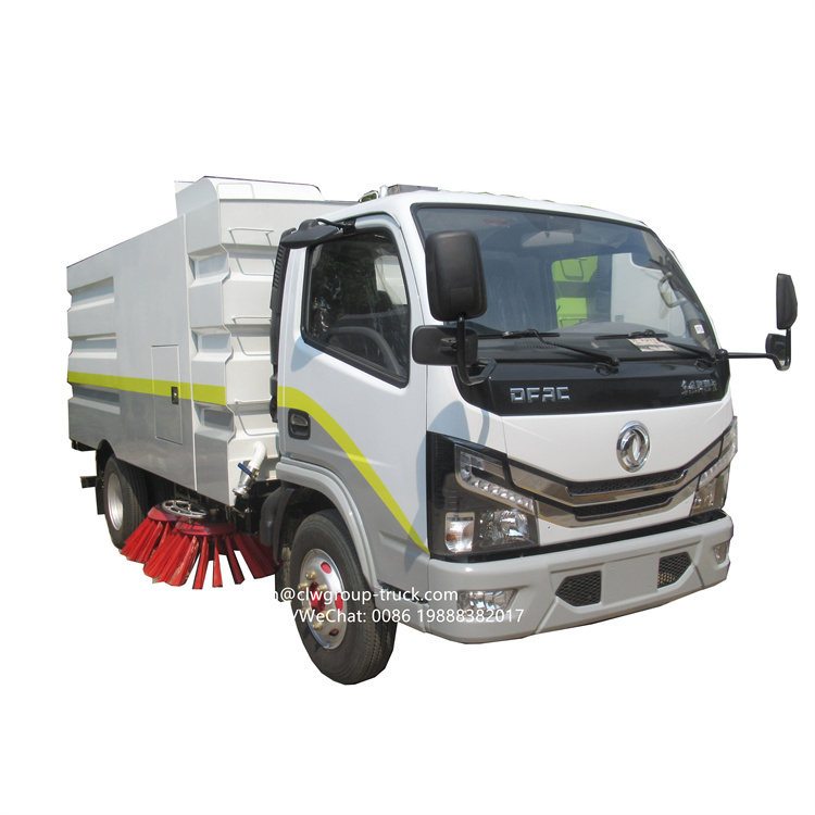 Dongfeng small road sweeper truck