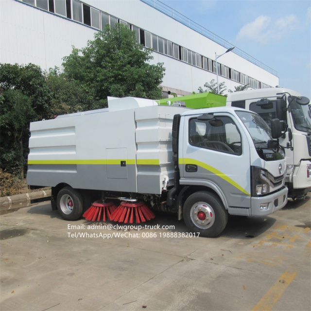 Dongfeng small road sweeper truck