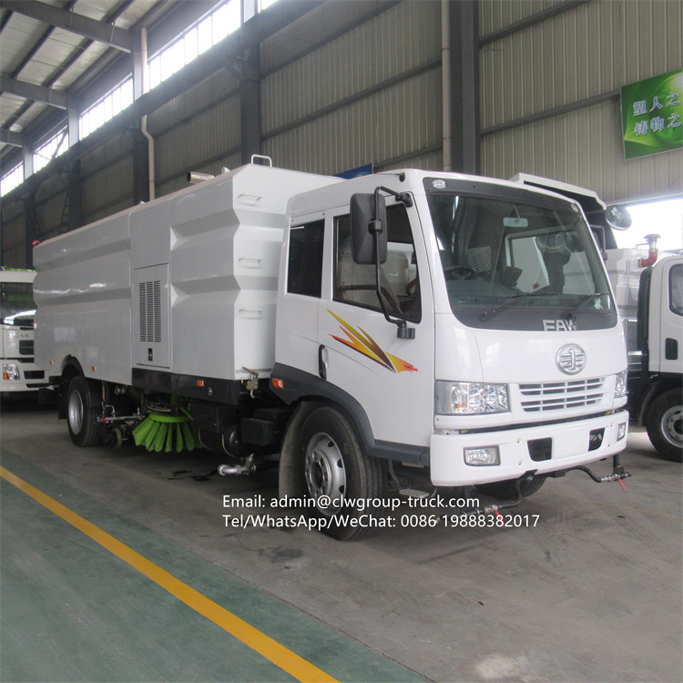 FAW 4x4 dust cleaner road sweeper