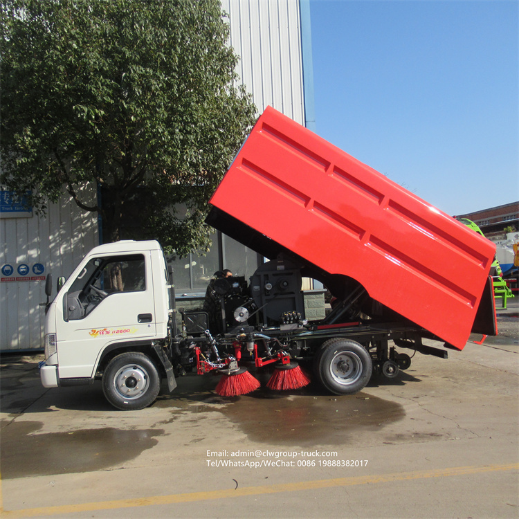 Foton leaves road cleaning sweeper truck