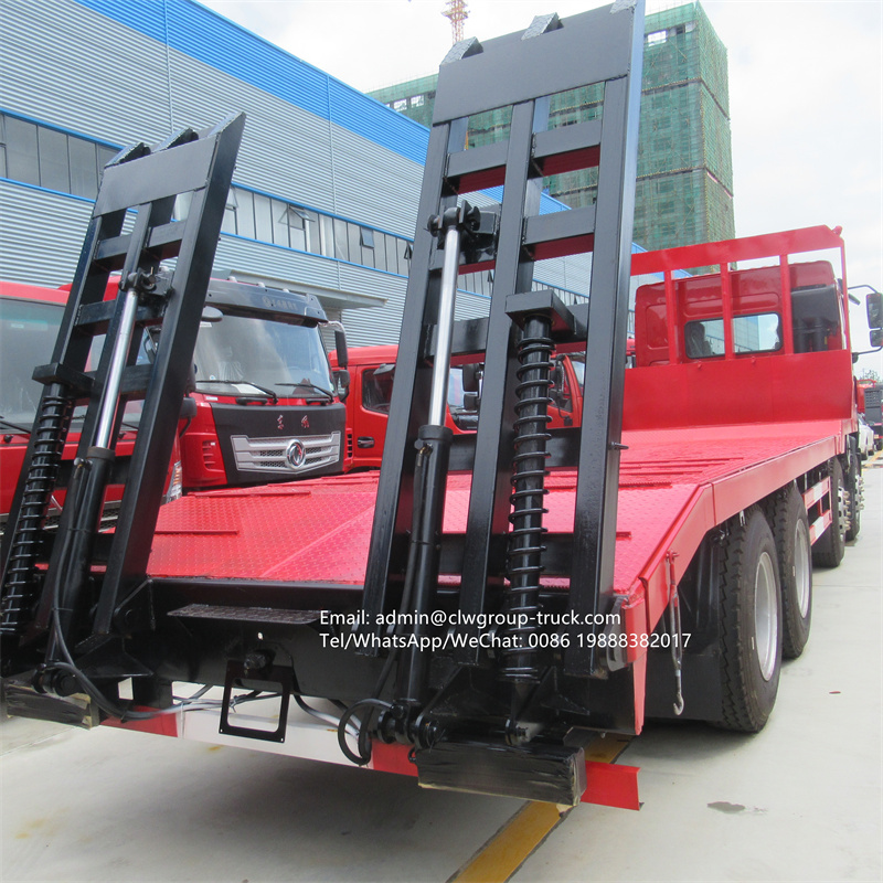 Dongfeng liuqi 12 wheeler 40tons flat deck lowbed heavy equipment transporting truck