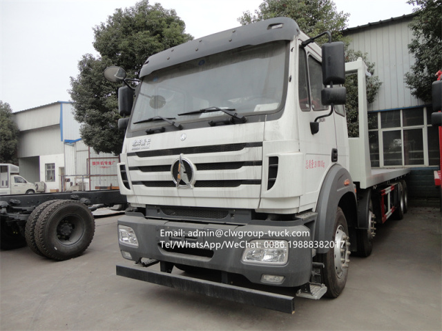 Beiben 8X4 12 wheeler 30-40tons flatbed low deck construction machine transport truck