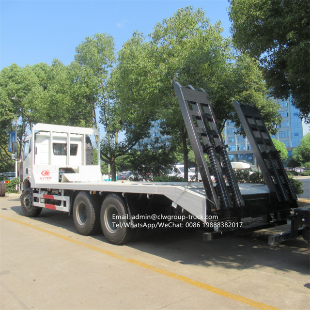 FAW 6X4 10 wheeler low loader 6X4 evcavator flatbed transport trucks