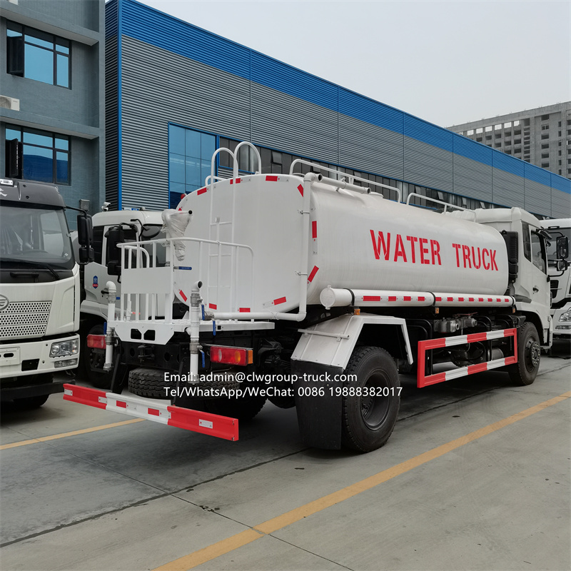 dongfeng carbon steel sprinkler 6x6 water carrier truck