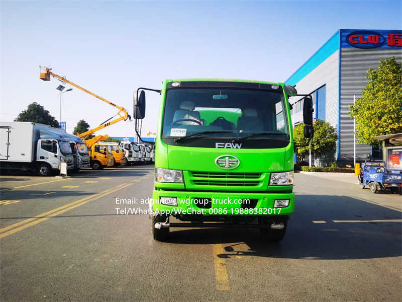 FAW 4x2 3000 gallons water tanker truck price