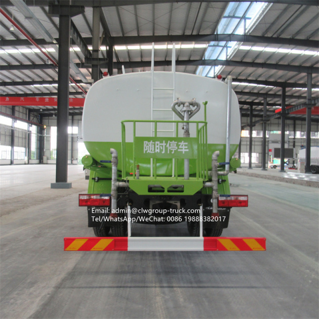 dongfeng D9 truck portable water spraying
