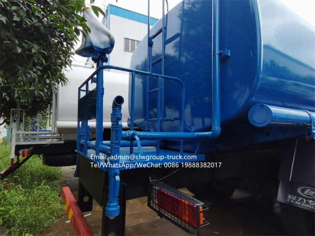 Faw 6x4 20,000L water bowser water spraying truck street