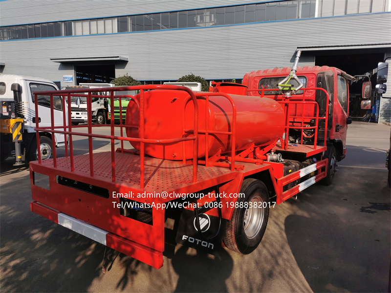 Foton small tanker 4000l 4x2 street sprinkler water tanker