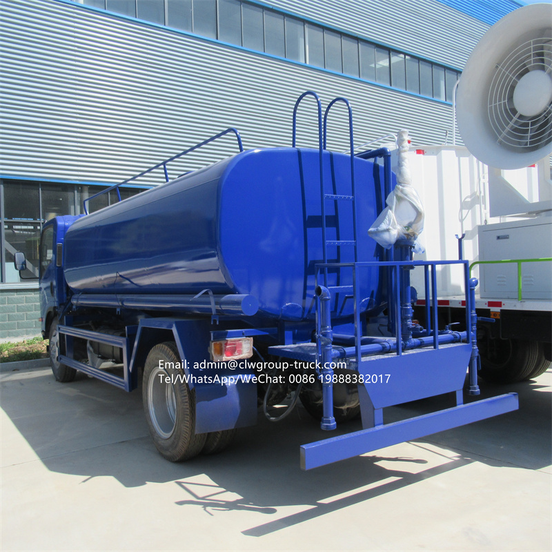 Isuzu 4x2 new 8 tons drinking water tanker irrigation sprinkler truck for sale