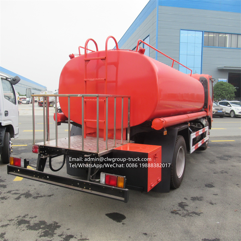Isuzu 4x2 205hp 12000l 14000l truck mounted water tank spray