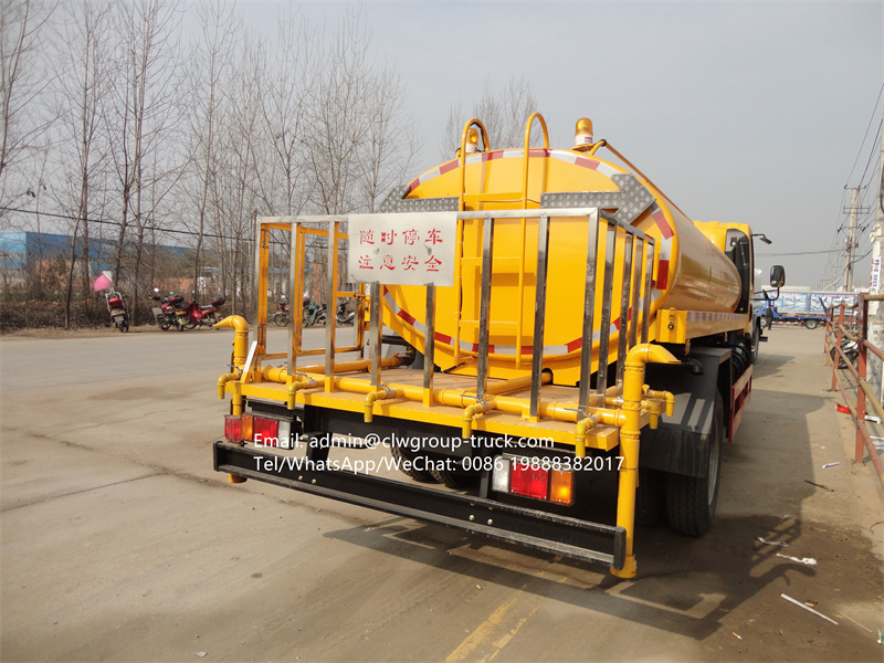 Isuzu 8000l street sprinkler water tanker truck for sale