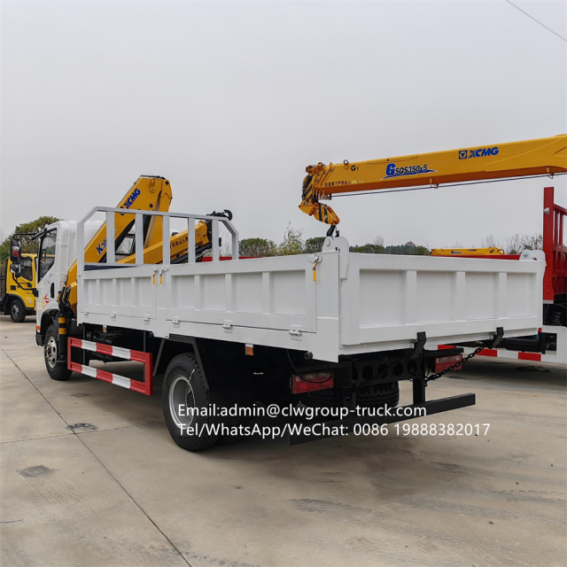 FAW right hand drive 130hp hydraulic folding knuckle boom 2 tons 3.2tons,Chengli Special Automobile Co.,Ltd,FAW RHD 3.2tons 2 tons hydraulic lifting knuckle foldable truck crane