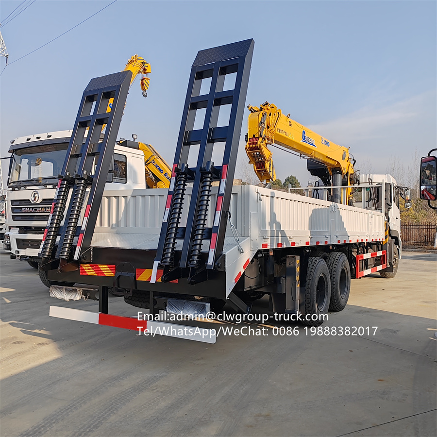 CLW 6X4 cummins engine 260hp flatbed self loadding ladder crane truck,Chengli Special Automobile Co.,Ltd,CLW heavy duty 10 wheeler self loading low bed flatbed truck crane