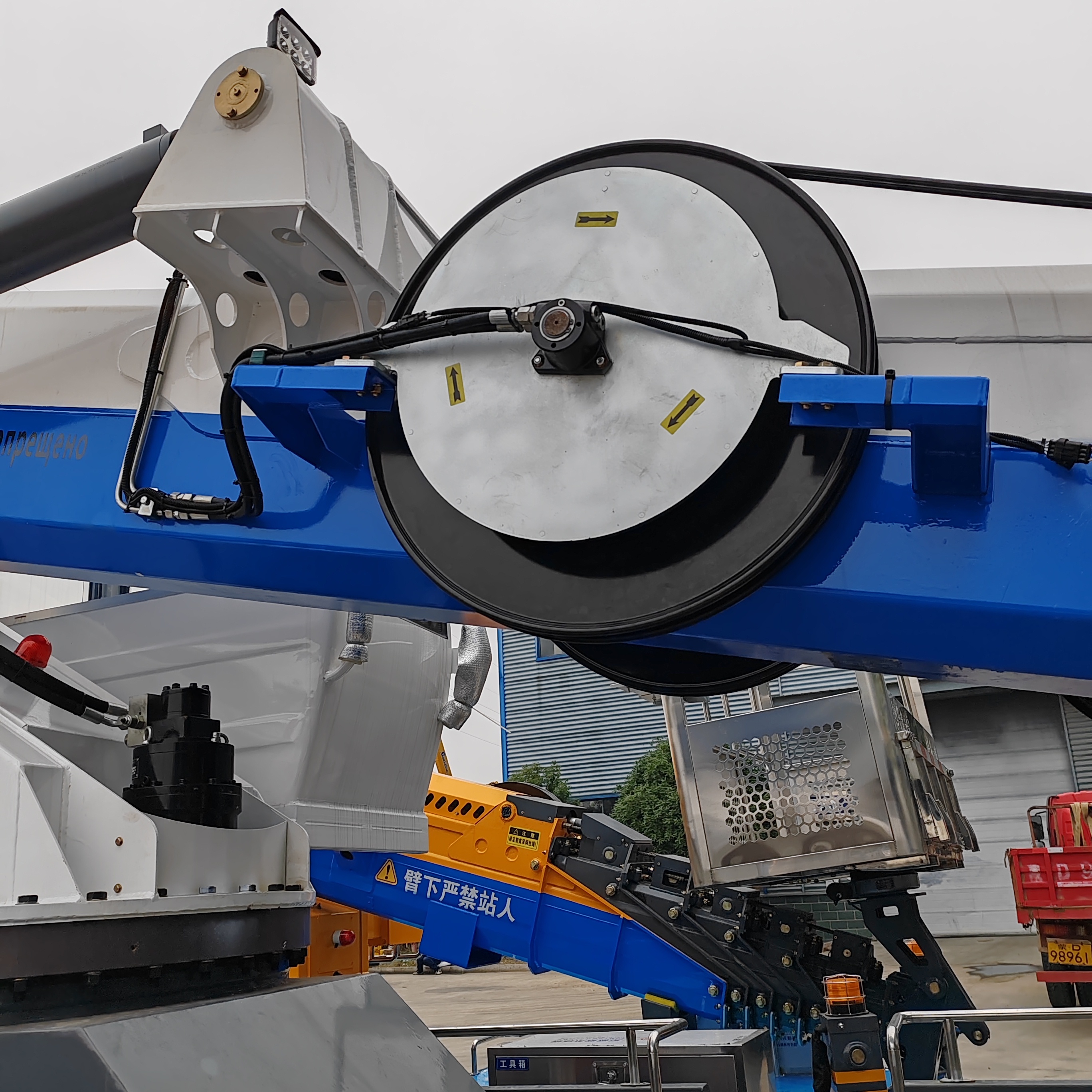 Isuzu 45m manlift hydraulic arm overhead working aerial platform truck,Chengli Special Automobile Co.,Ltd,Isuzu 45m telescopic operation truck mounted aerial work platform