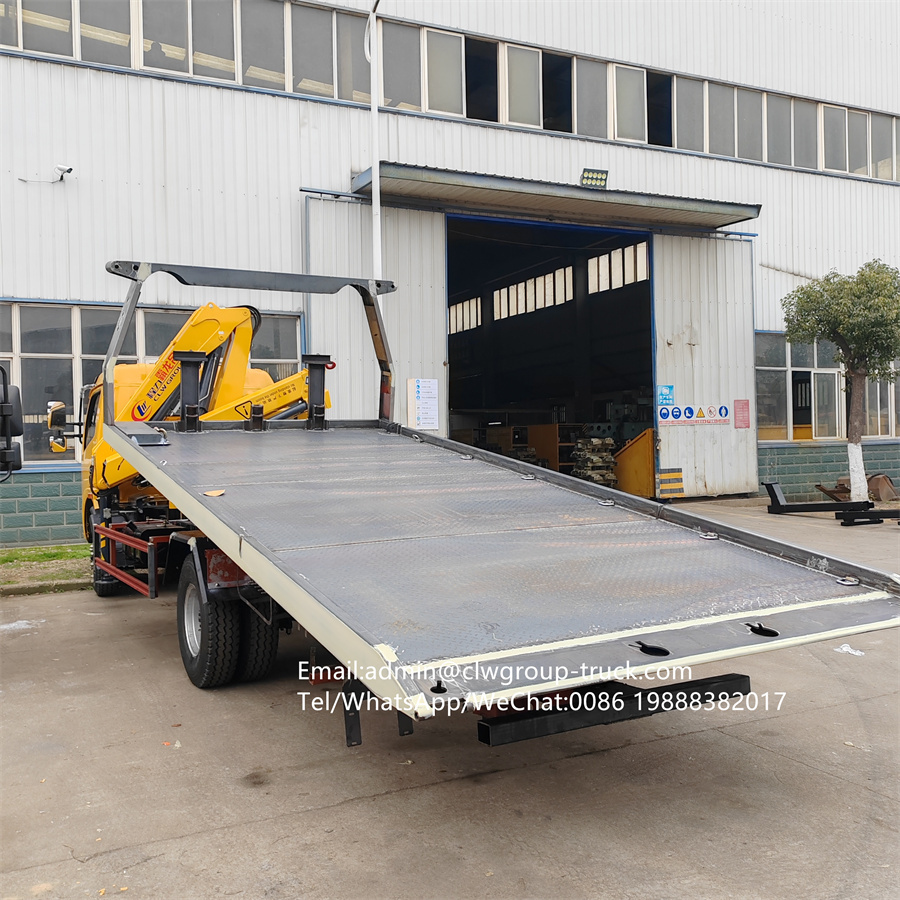 Dongfeng 4tons sliding platform flatbed mounted 3.2tons 4tons xcmg knuckle crane,Chengli Special Automobile Co.,Ltd,Dongfeng sliding platform winch 4tons crane mounted recovery truck