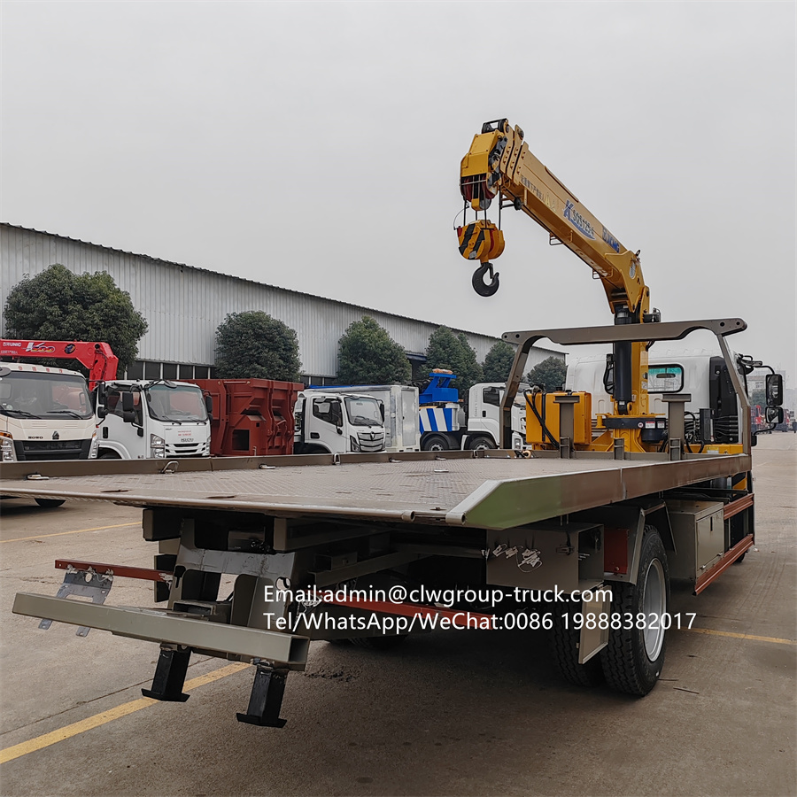 Isuzu 4 tons telescopic crane mounted flatbed tow truck,Chengli Special Automobile Co.,Ltd,Isuzu telescopic boom crane breakdown tow truck wrecker slide bed
