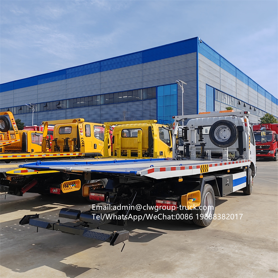 Dongfeng 4x2 4x4 4t flatbed hydraulic platform tow truck body,Chengli Special Automobile Co.,Ltd,Dongfeng 4 tons winch flatbed rollback underlift car carrier tow truck