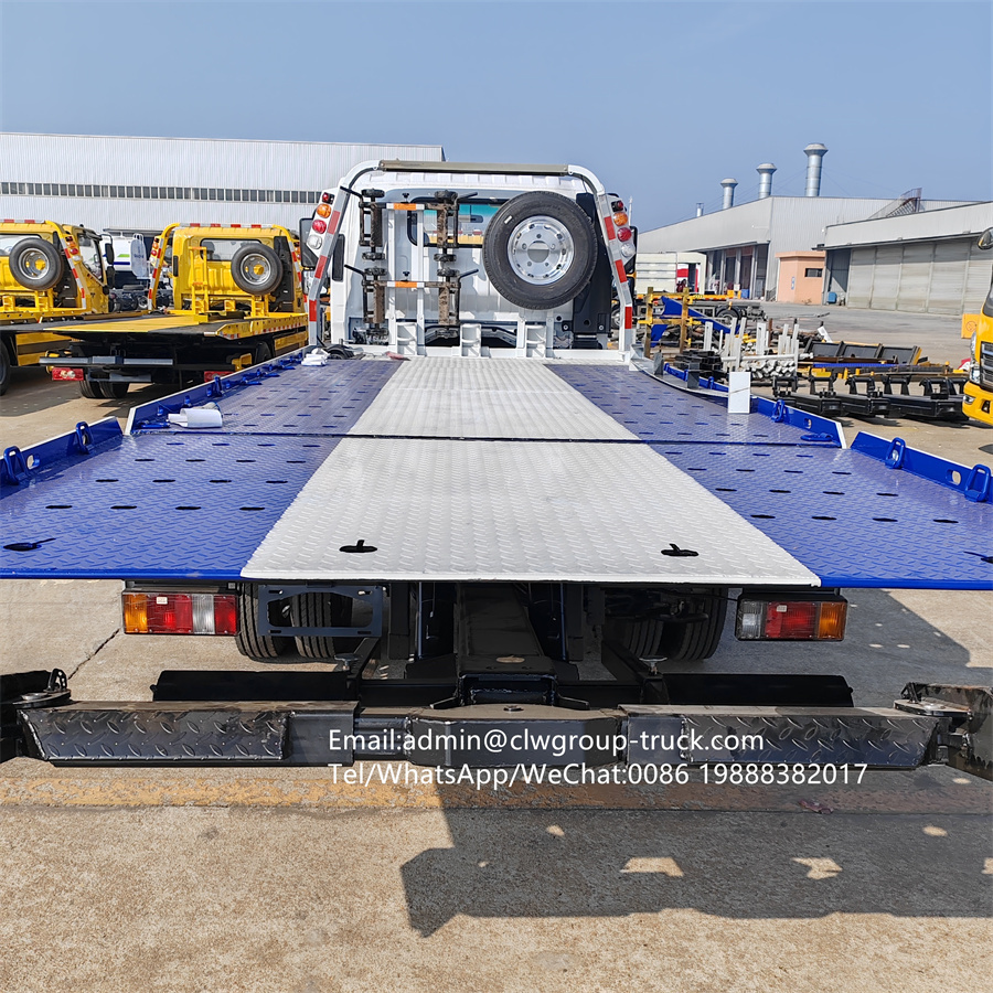 Isuzu 4 tons winch sliding tray tow truck wrecker bed 5.6m,Chengli Special Automobile Co.,Ltd,Isuzu wheel lift roll back 3.5tons tilt and slide recovery truck