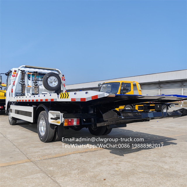 Isuzu 4 tons winch sliding tray tow truck wrecker bed 5.6m,Chengli Special Automobile Co.,Ltd,Isuzu wheel lift roll back 3.5tons tilt and slide recovery truck