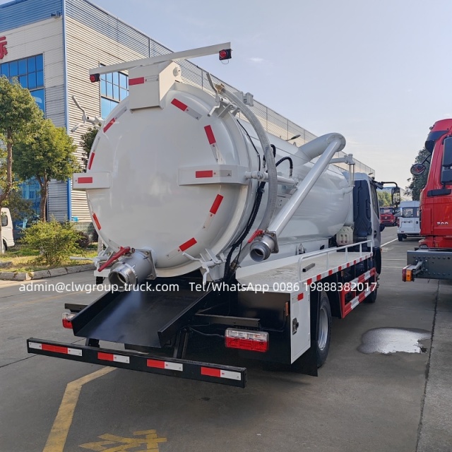 Dongfeng 8000l vacuum sewage suction truck,Chengli Special Automobile Co.,Ltd,Dongfeng 4x2 8m3 sewage collector waste removal vacuum truck for sale