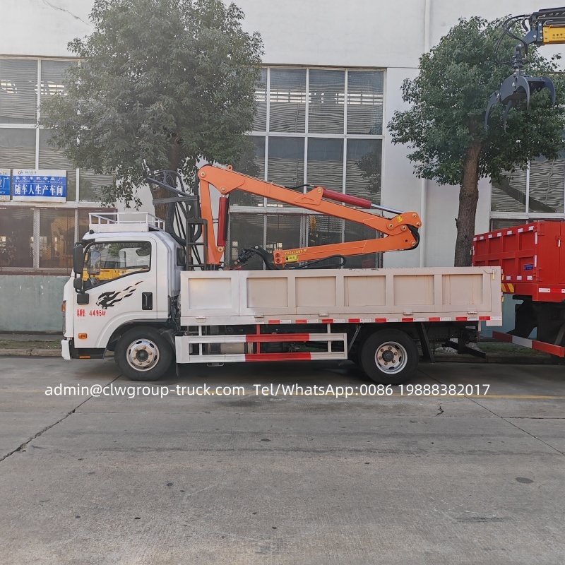 Sinotruk CDW mini lorry truck mounted crane  2tons 3.2tons with grabs,Chengli Special Automobile Co.,Ltd,Sinotruk 6 wheeler mini lorry cargo truck crane knuckle boom 3.2tons
