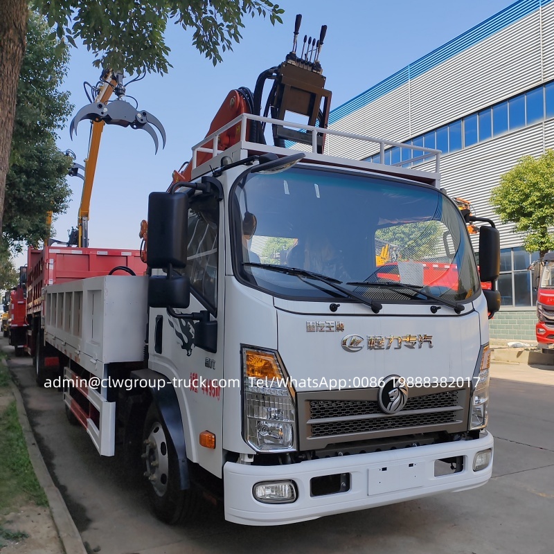 Sinotruk CDW mini lorry truck mounted crane  2tons 3.2tons with grabs,Chengli Special Automobile Co.,Ltd,Sinotruk 6 wheeler mini lorry cargo truck crane knuckle boom 3.2tons