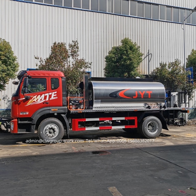 Sinotruk 12tons bitumen bowser hot asphalt distributor truck,Chengli Special Automobile Co.,Ltd,Sinotruk howo bitumen pump heater sprayer liquid asphalt truck