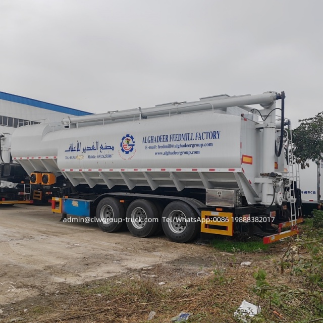 SASO standard 3 axles 58m3 chicken bulk feed trailer manufacturer,Chengli Special Automobile Co.,Ltd,3 alxes 58cbm feed trailer with auger for carrying grain SASO standard