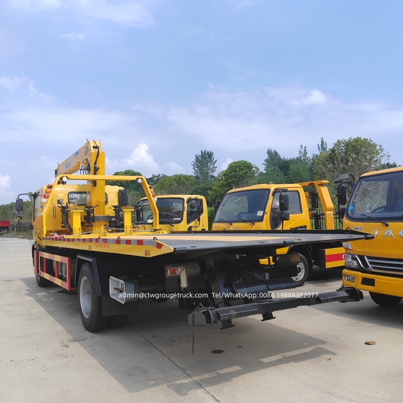Foton 5ton flatbed tow truck with telescopic crane xcmg 6.3ton wrecker bed,Chengli Special Automobile Co.,Ltd,Foton slide deck flatbed car carrier recovery rescue car towing crane