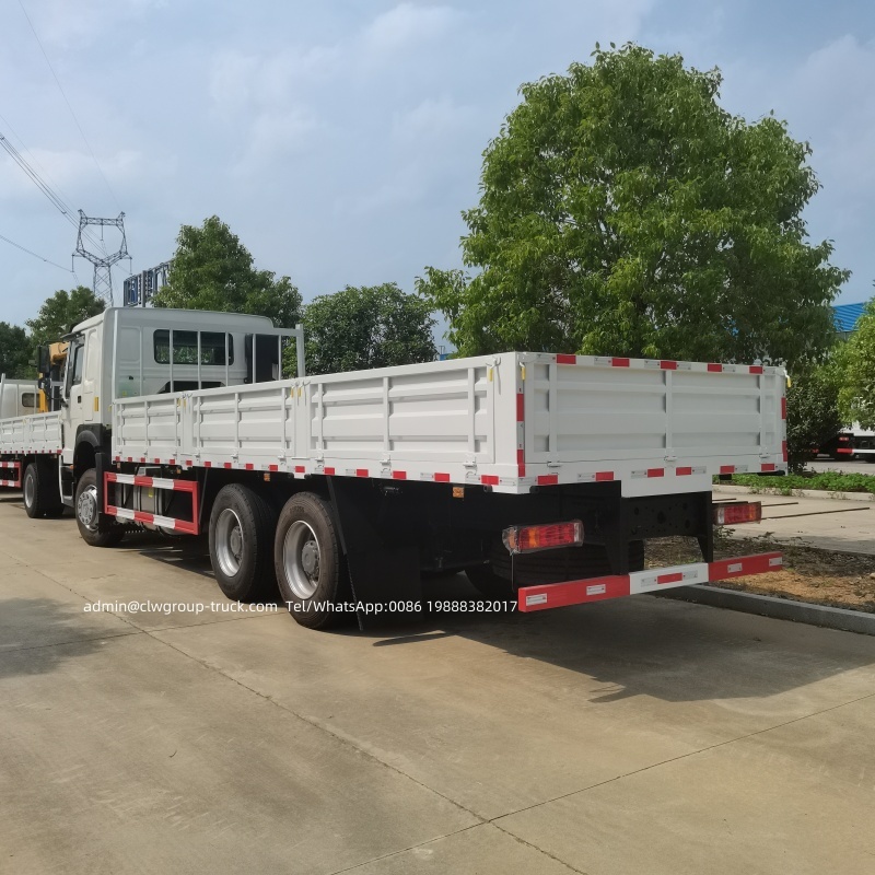 sinotruk howo 6x4 cargo truck