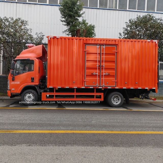 isuzu close van box truck