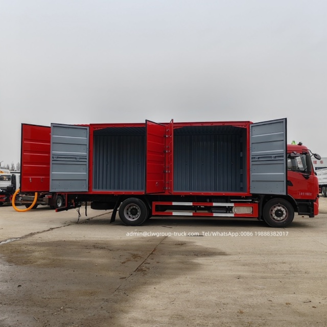 Box van truck 