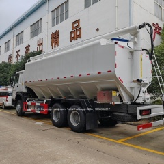 livestock feed truck
