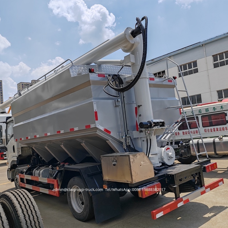 feed transporting truck