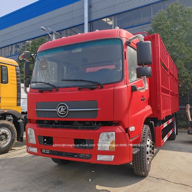 closed box cargo truck