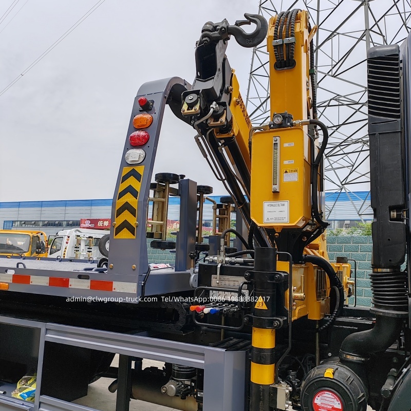 Sinotruk homan 3.2tons knuckle crane flatbed tow truck,Chengli Special Automobile Co.,Ltd,Sinotruk sliding platform underlift wrecker truck with knuckle crane