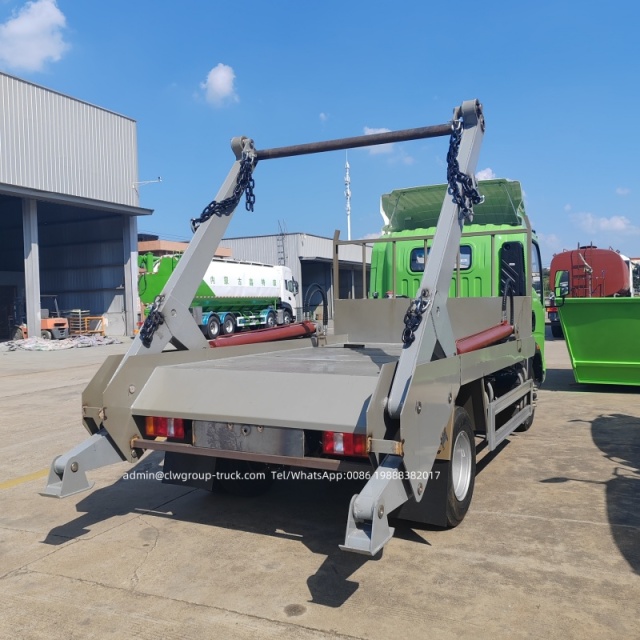 Sinotruk howo 4 tons 5m3 skip loader garbage truck,Chengli Special Automobile Co.,Ltd,Sinotruk garbage container lifting 4tons 5m3 mini skip loader truck