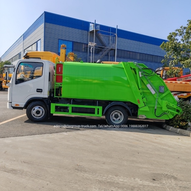 garbage truck 4x2 rear loading