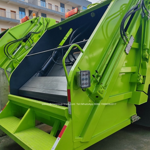 rear loading garbage compactor truck
