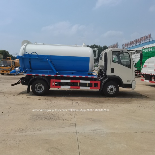sewer suction truck