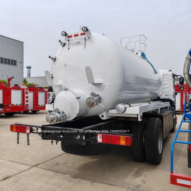 sewage vacunm tanks