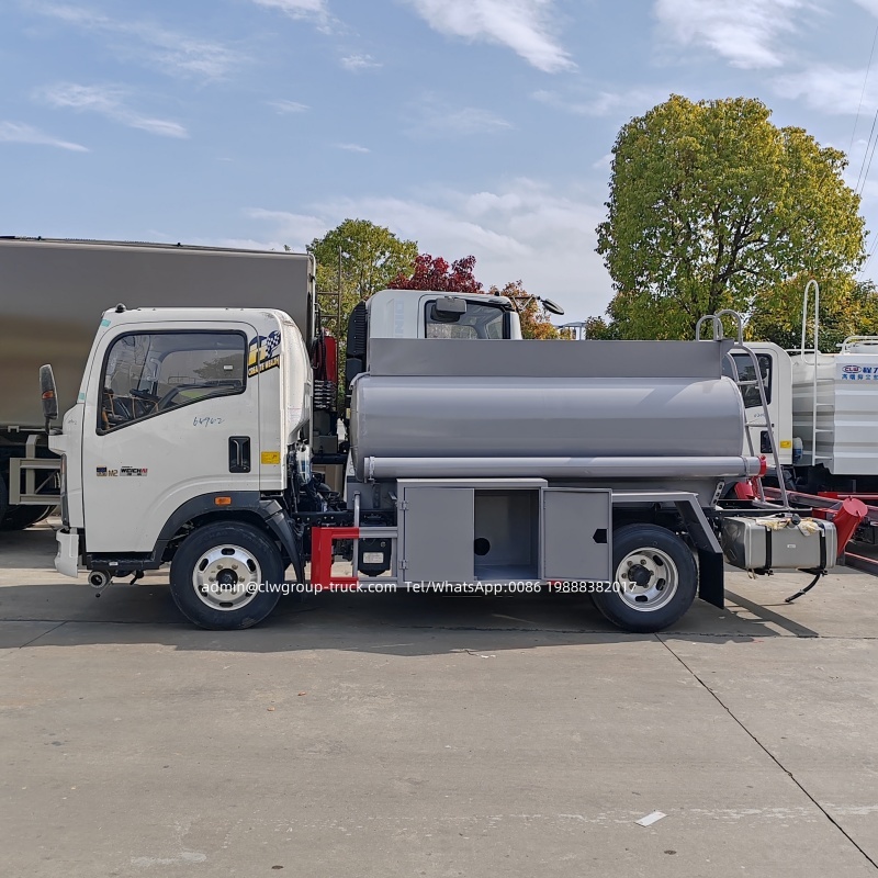 palm oil transport truck