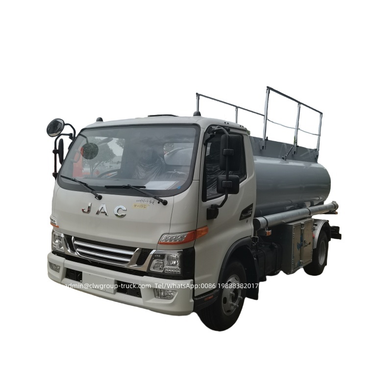 4000 liters diesel tanker truck
