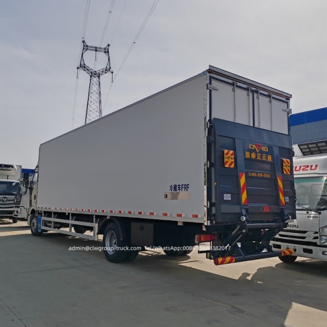 fruit and vegetable truck