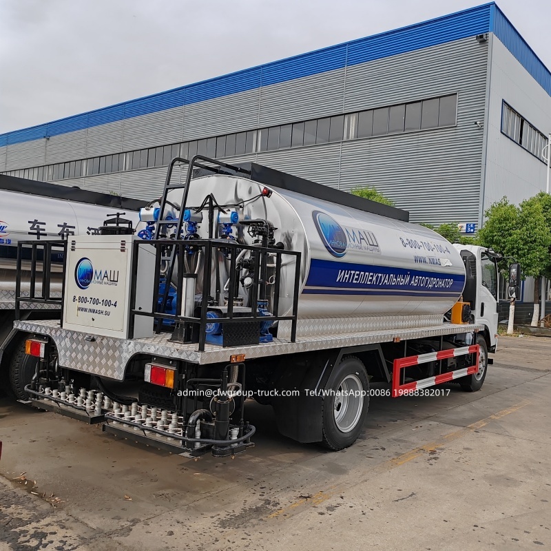 isuzu asphalt distributor truck