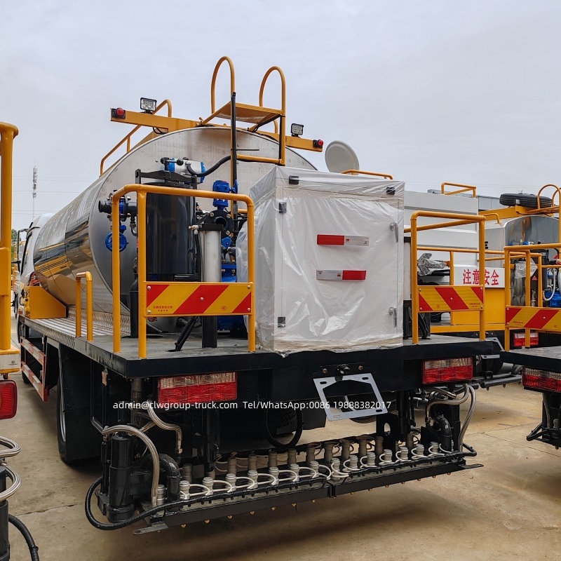 asphalt distributor bitumen sprayer