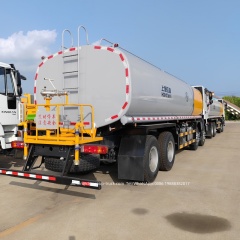 8x4 water vehicle water sprinkler